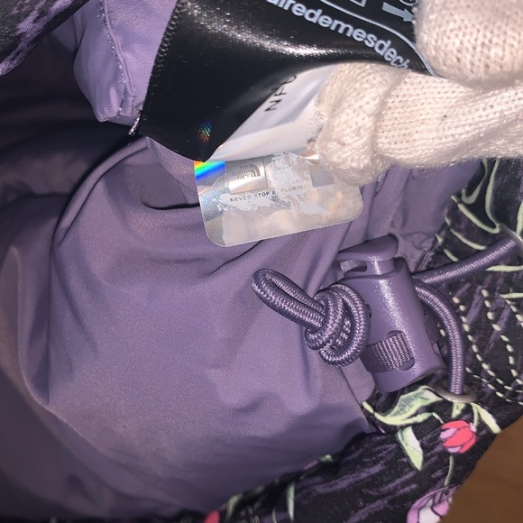 NWT The North Face Women’s 1996 Retro Nuptse Jacket, Small - Picture 7 of 11